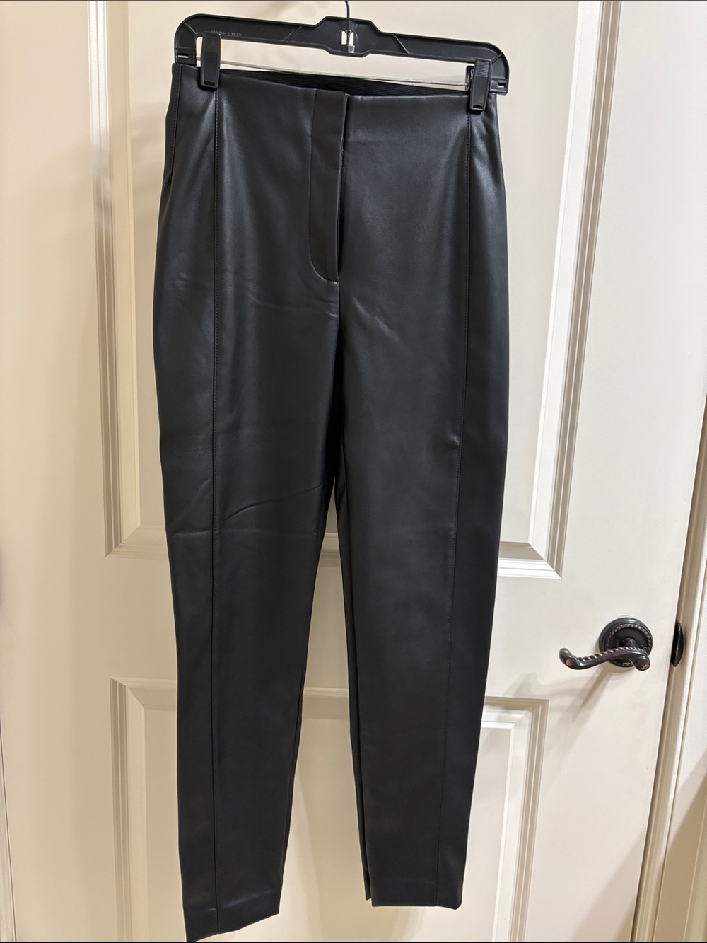 NWT Ann Taylor “Audrey” curvy Black Faux Leather Slim Pants - size 2